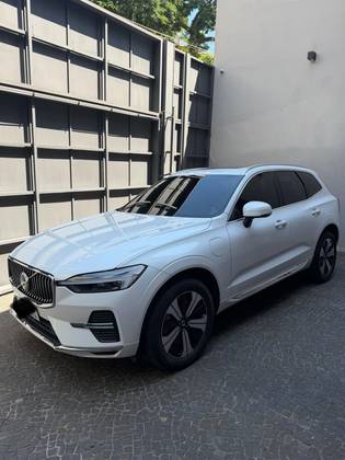 VOLVO XC60 2.0 T8 RECHARGE PLUS AWD GEARTRONIC VOLVO XC60 2.0 T8 RECHARGE PLUS AWD GEARTRONIC